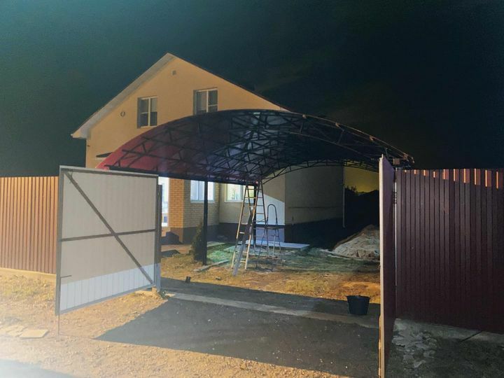 Расширенный двускатный навес