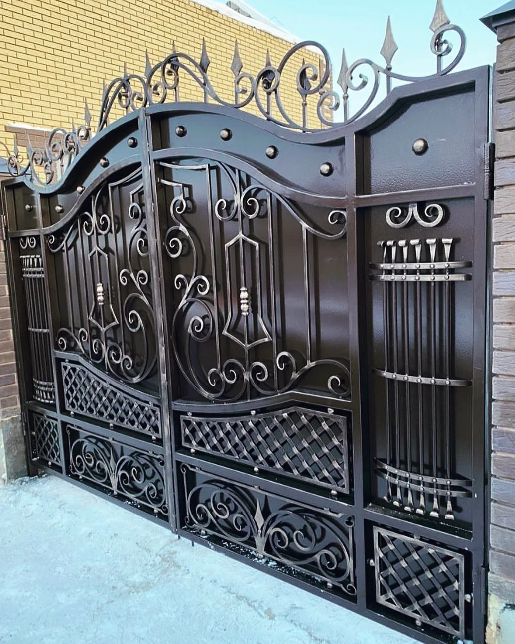 Как выбрать запас по усилию привода для откатных и распашных ворот в Лосино-Петровском, чтобы автоматика не работала на пределе